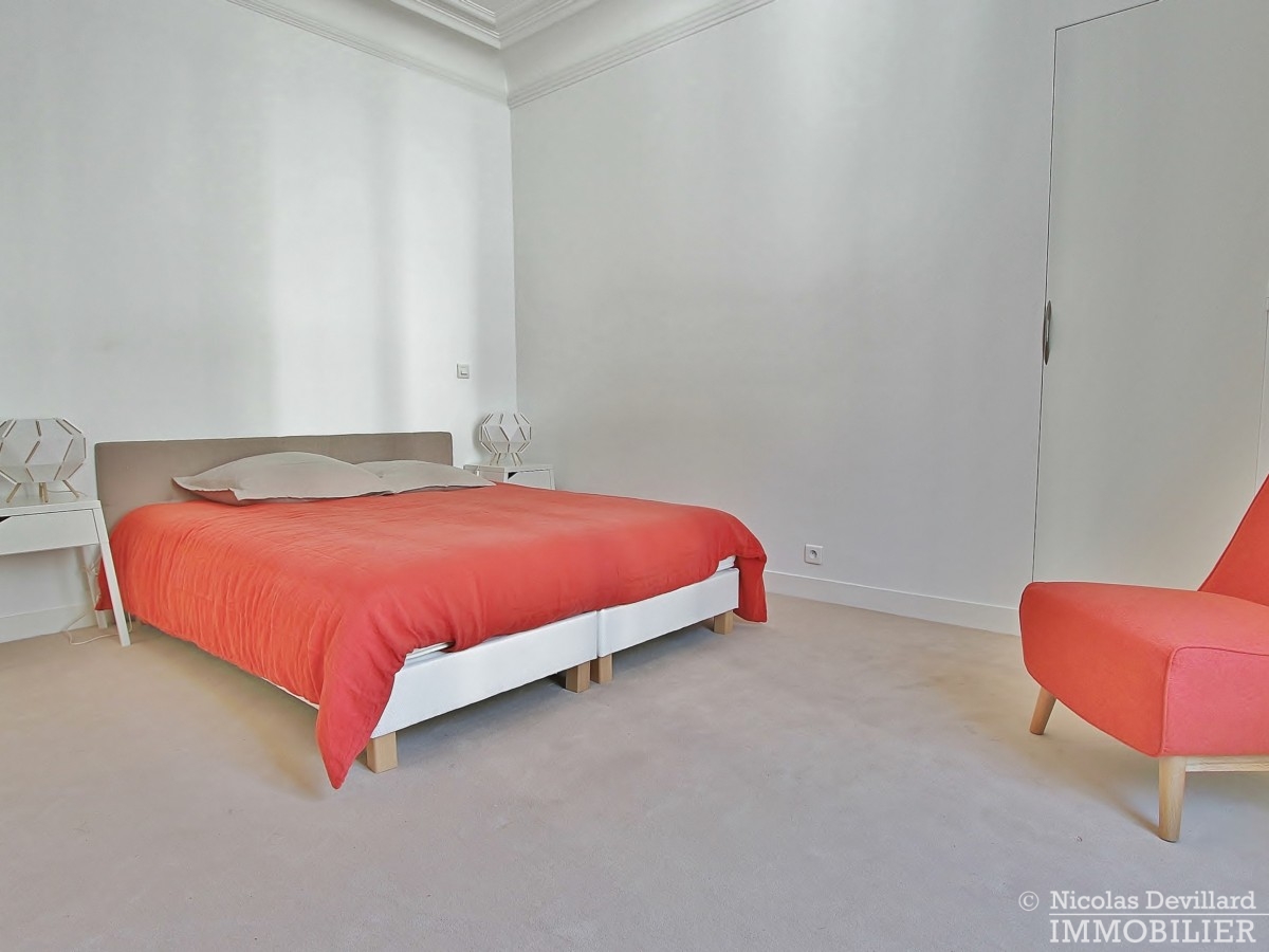 Villa des Ternes – Duplex de charme calme et rénové – 75017 Paris 14