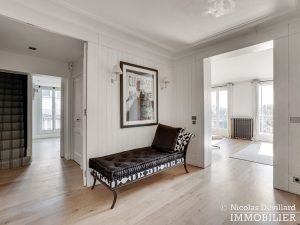 Alma Marceau – Duplex dernier étage, vue panoramique et prestations luxueuses – 75116 Paris (57)