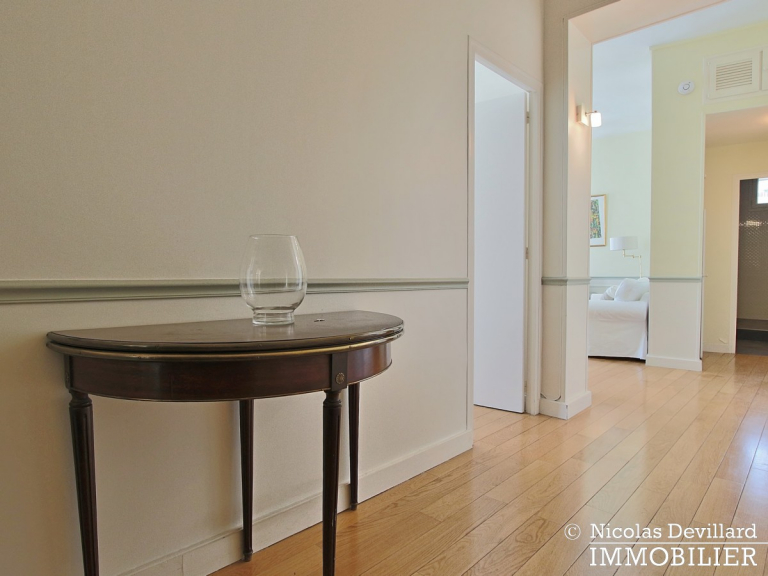 Village de Passy – Grand salon, charme et beaux volumes – 75016 Paris (1)