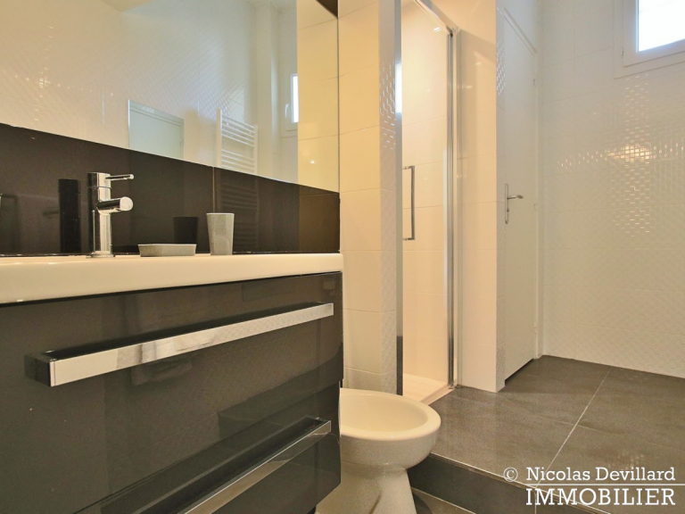 Village de Passy – Grand salon, charme et beaux volumes – 75016 Paris (12)