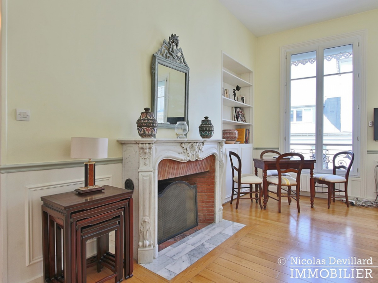 Village de Passy – Grand salon, charme et beaux volumes – 75016 Paris (4)