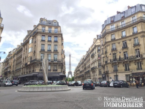 Avenue Victor Hugo – Beaux volumes, parquet et caractère – 75116 Paris (29)