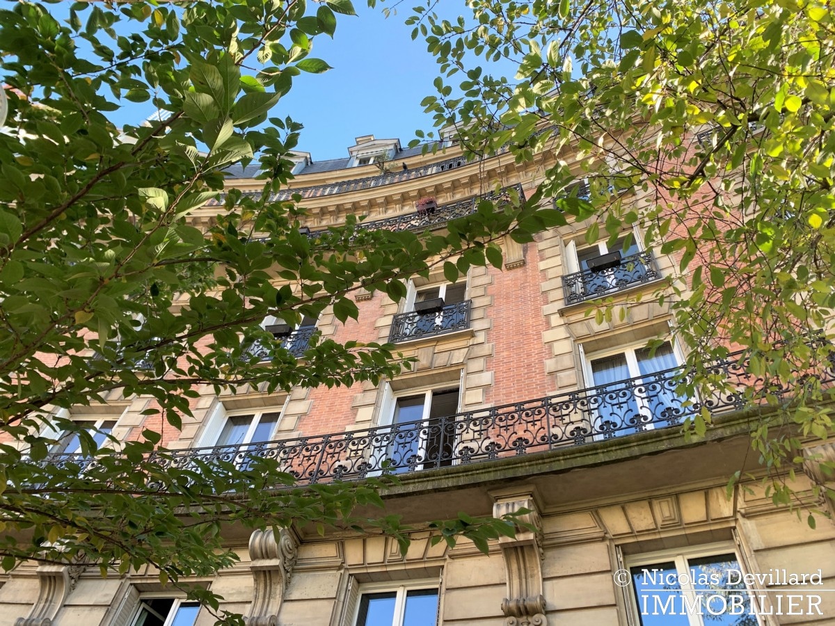 Place Saint Ferdinand – Grande réception, vue, calme et soleil – 75017 Paris (1)