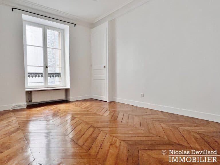 Parc Monceau – 8 pièces en duplex dans un hôtel particulier – 75008 Paris (59)