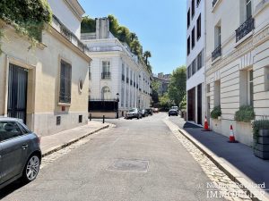 Victor Hugo – Studio rénové au calme d’une voie privée – 75116 Paris (26)
