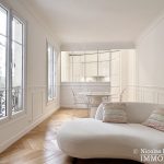 Place Victor Hugo – Superbement rénové, calme et élégant – 75116 Paris (8)