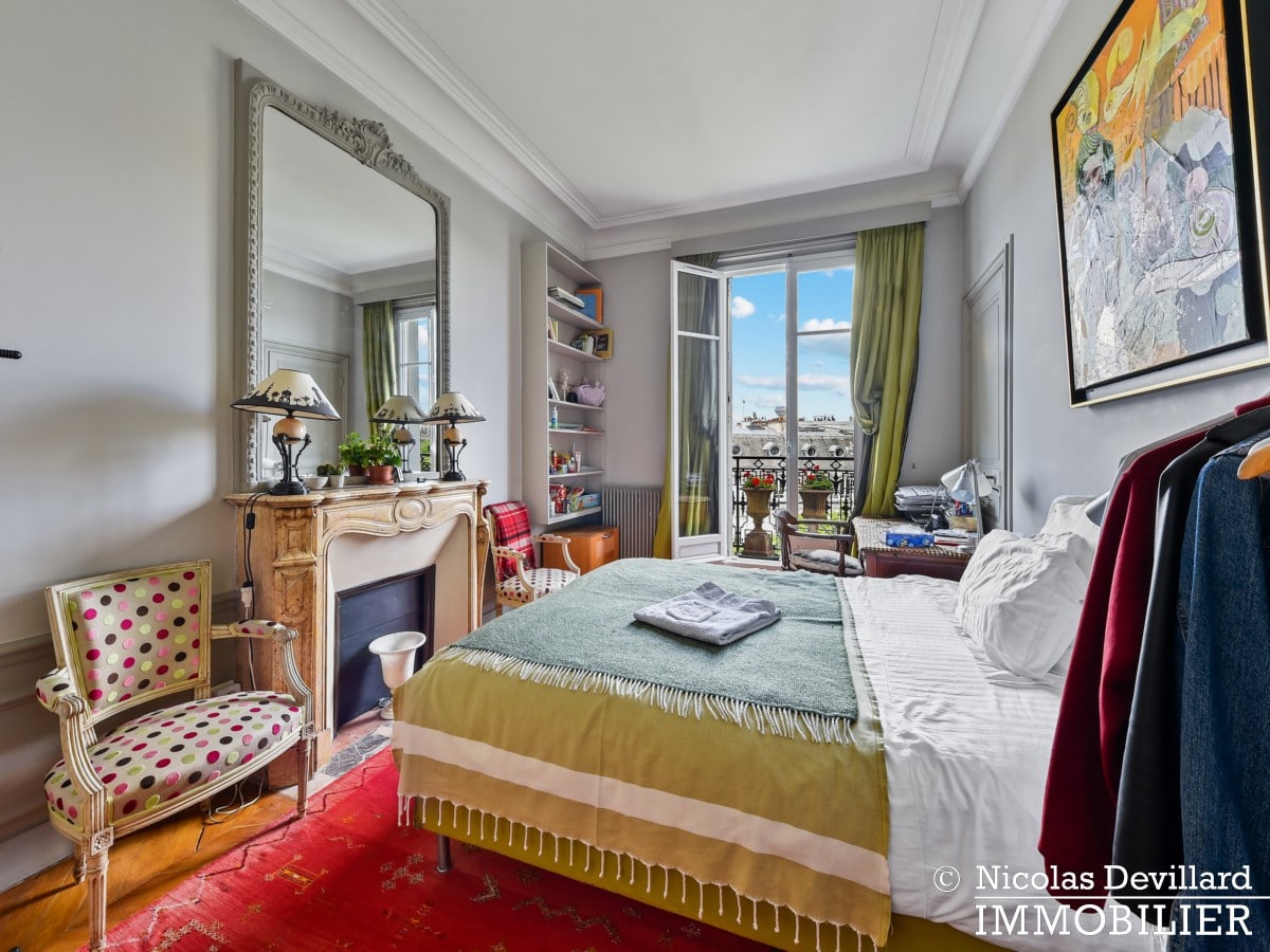 VilliersLévis – Splendide Haussmannien familial en étage élevé avec balcon et vues – 75017 Paris (15)