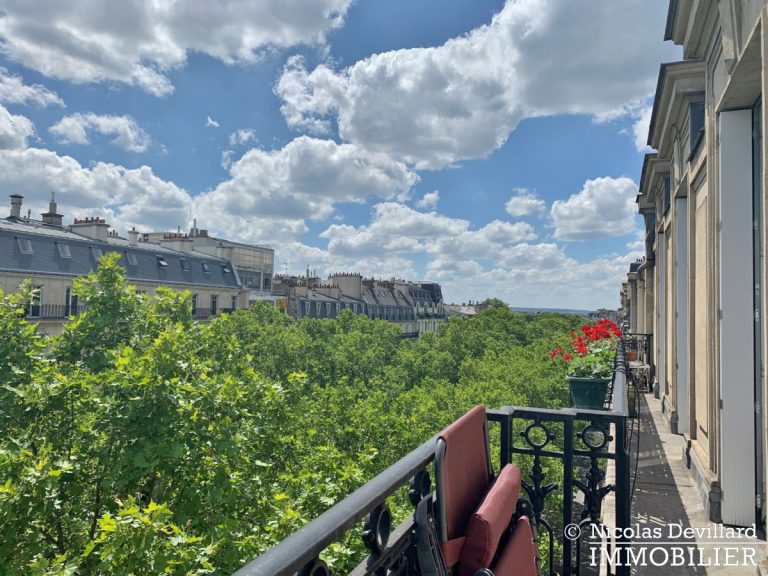 VilliersLévis – Splendide Haussmannien familial en étage élevé avec balcon et vues – 75017 Paris (19)