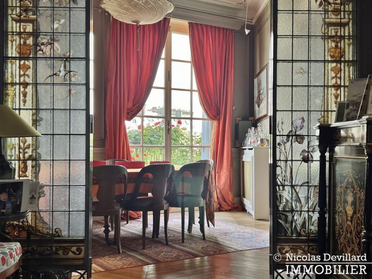 VilliersLévis – Splendide Haussmannien familial en étage élevé avec balcon et vues – 75017 Paris (31)