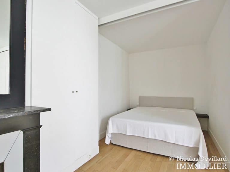 MaraisPlace des Vosges – Esprit loft, calme, charme et volume 75003 Paris (17)