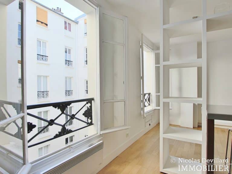 MaraisPlace des Vosges – Esprit loft, calme, charme et volume 75003 Paris (24)