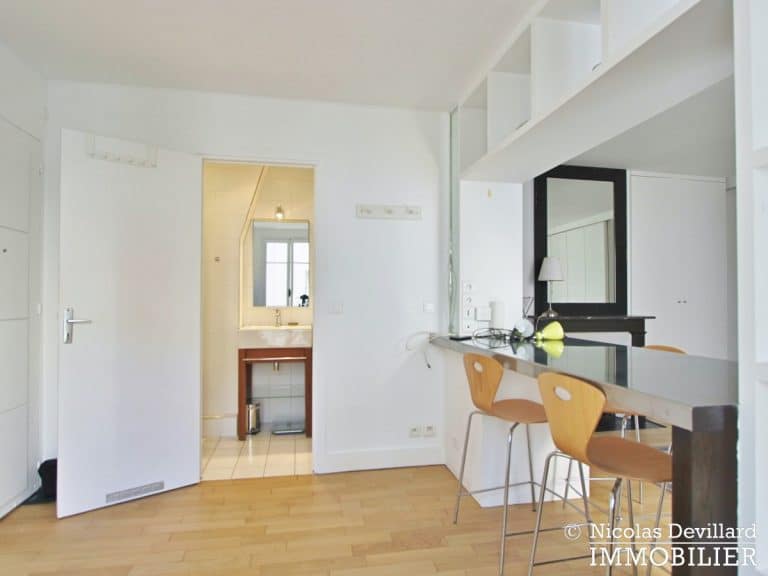 MaraisPlace des Vosges – Esprit loft, calme, charme et volume 75003 Paris (7)