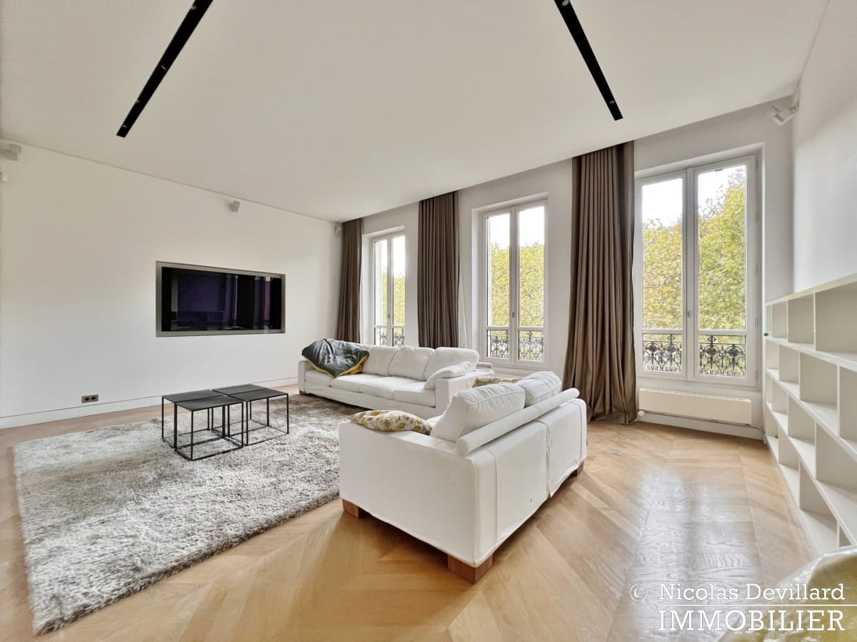 Breteuil’s avenue – High end townhouse with large rooms, light and view – Paris 7th (2)