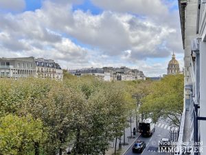Breteuil’s avenue – High end townhouse with large rooms, light and view – Paris 7th (25)