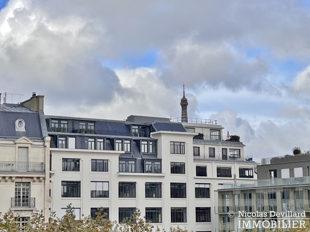 Breteuil’s avenue – High end townhouse with large rooms, light and view – Paris 7th (26)