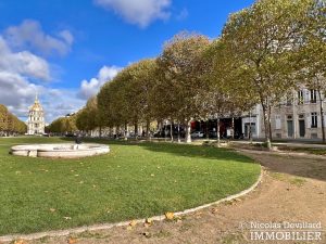 Breteuil’s avenue – High end townhouse with large rooms, light and view – Paris 7th (36)