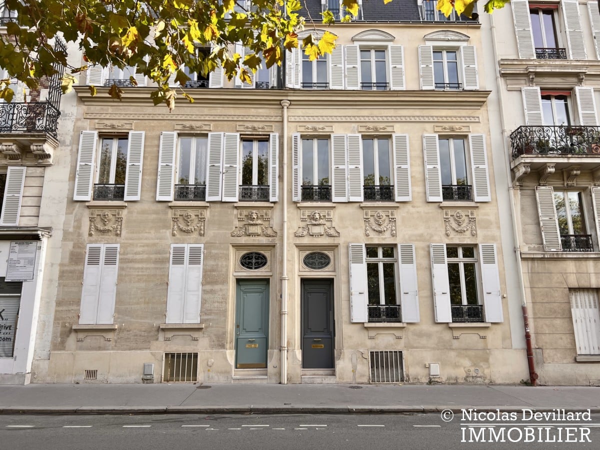 Breteuil’s avenue – High end townhouse with large rooms, light and view – Paris 7th (39)