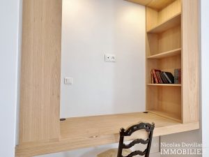 Vaneau – Parquet, moulures, cheminée et grand charme – 75007 Paris (33)