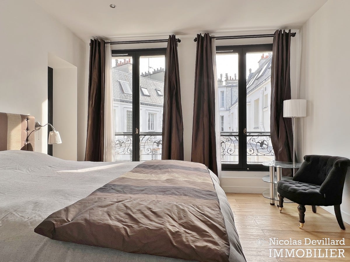 TrocadéroVictor Hugo – Etage élevé, plein soleil et balcon – 75116 Paris (17)