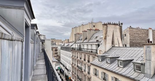 Faubourg Saint-Honoré – Haussmannien, lumière et balcon – 75008 Paris (31)